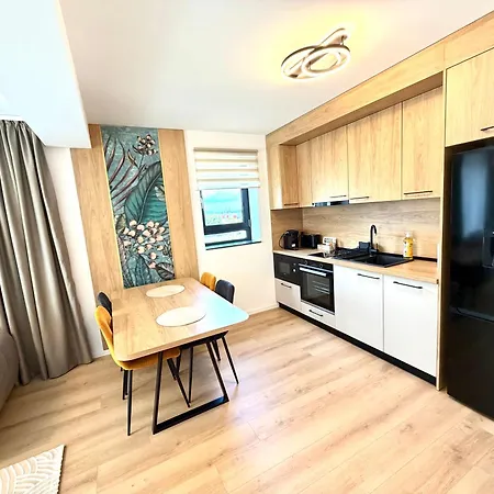 Apartamento 4friendscoresibrasov Alfa&omega