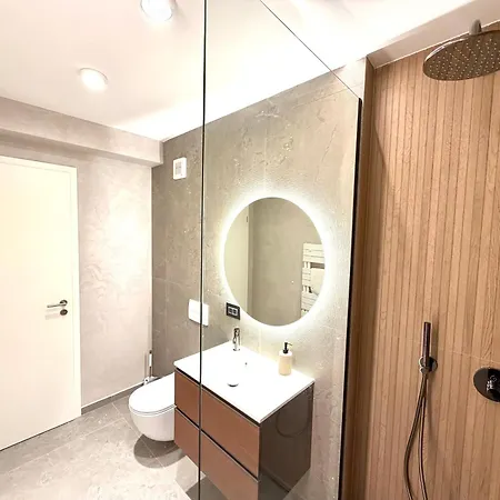 4friendscoresibrasov Alfa&omega Apartamento